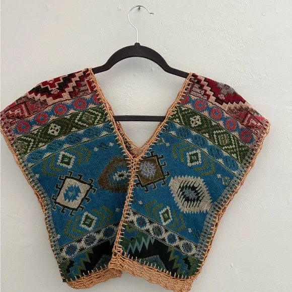 🧿 Handwoven Reversible Vest – Market Find from Mérida - Picture 2 of 3